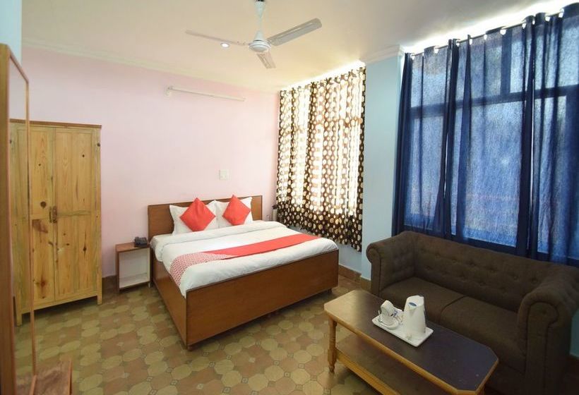 Hotel Highland Village Resort 11