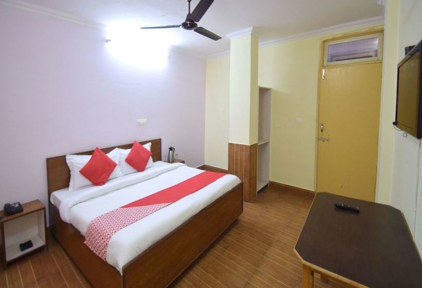 Hotel Highland Village Resort 13