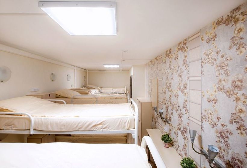 Hostel Uspenskiy Dvor 8