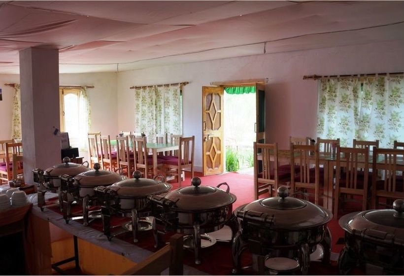 Hotel Ladakh Summer Camp-pangong Lake 6