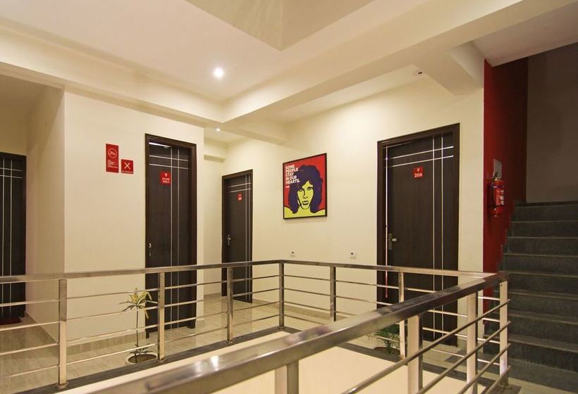 Hotel Oyo Flagship 516 Unitech Cyber Park 1