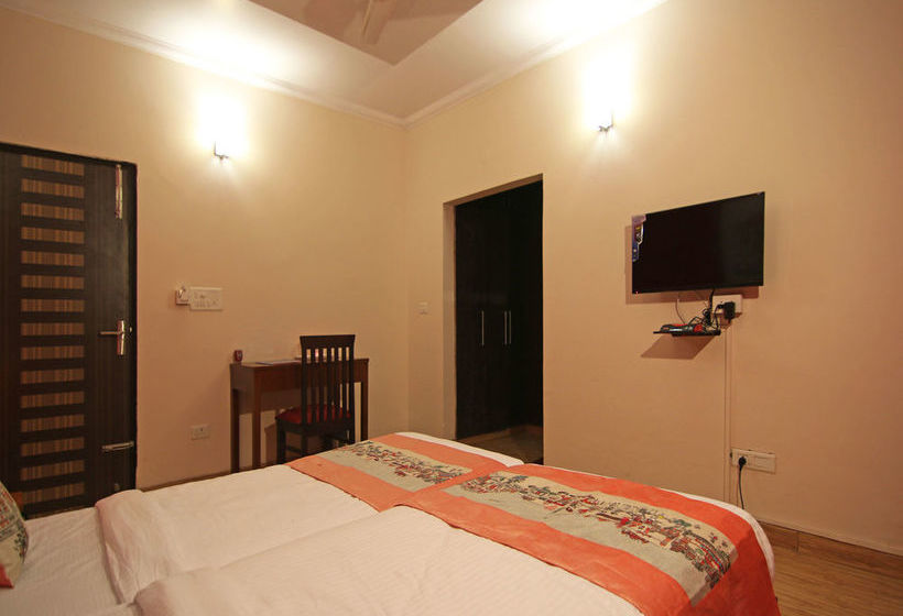 Hotel Oyo Flagship 516 Unitech Cyber Park 17