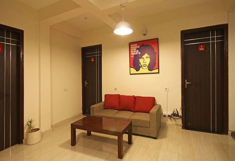 Hotel Oyo Flagship 516 Unitech Cyber Park 5