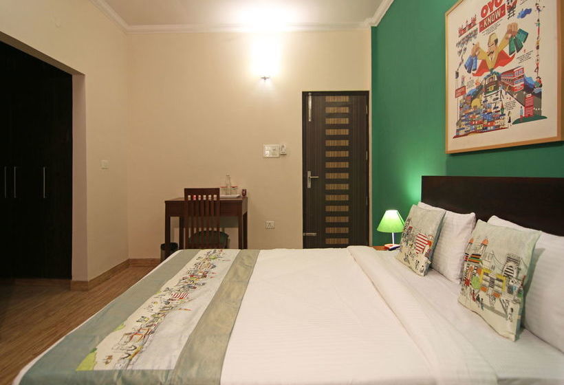Hotel Oyo Flagship 516 Unitech Cyber Park 8