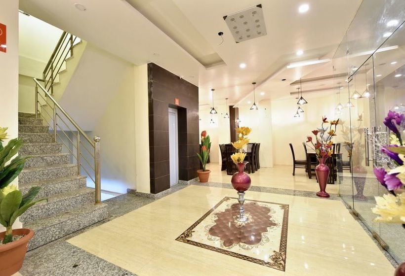 Hotel Mirage Residency 17