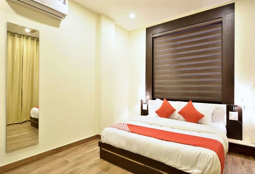 Hotel Mirage Residency 6