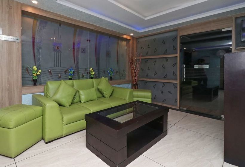 Hotel Oyo 13461 Green Valley 1