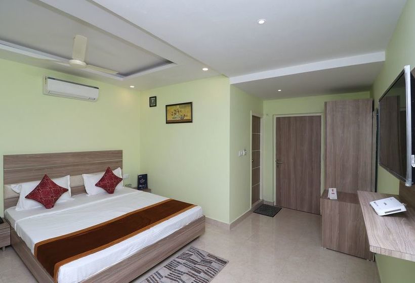 Hotel Oyo 13461 Green Valley 11