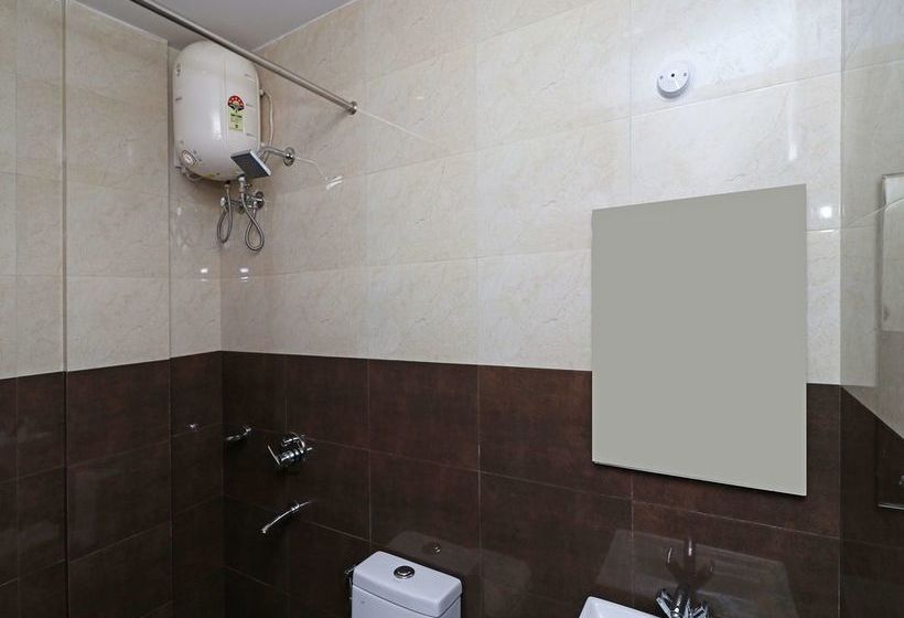 Hotel Oyo 13461 Green Valley 18