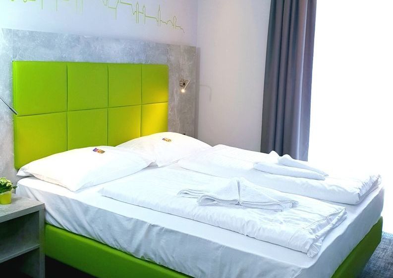 Sleepy Sleepy Hotel Dillingen 4