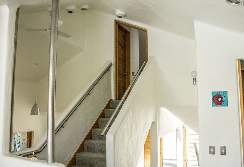 National Award Winner With Stunning View 12