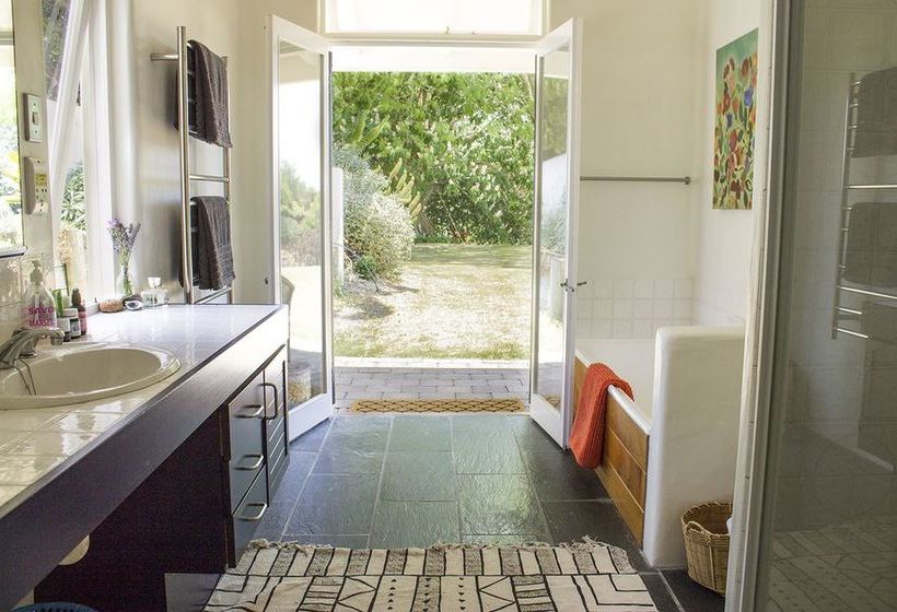 National Award Winner With Stunning View 13