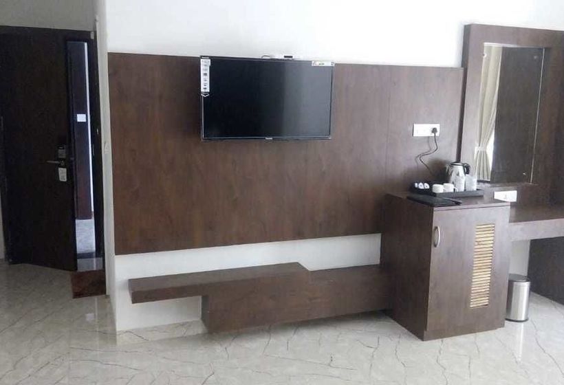 La Savanna Hotel & Resort 16