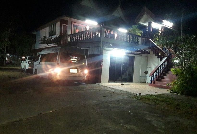 Hotel Somruethai Resort 11