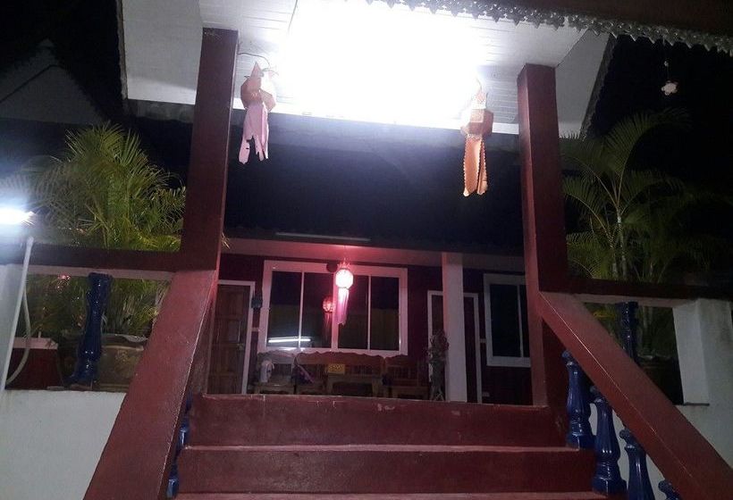 Hotel Somruethai Resort 9