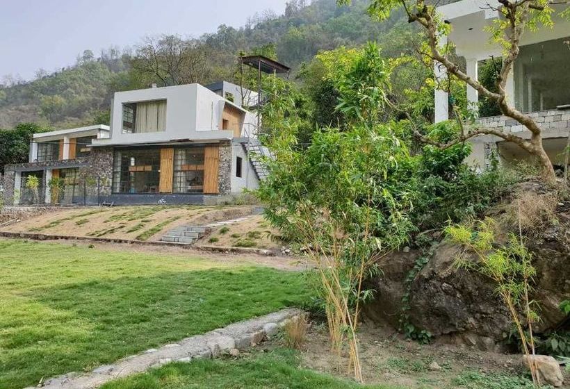 Hotel Sanctuary Rishikesh Lansdowne