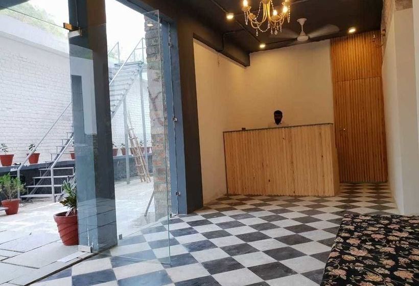 Hotel Sanctuary Rishikesh 12