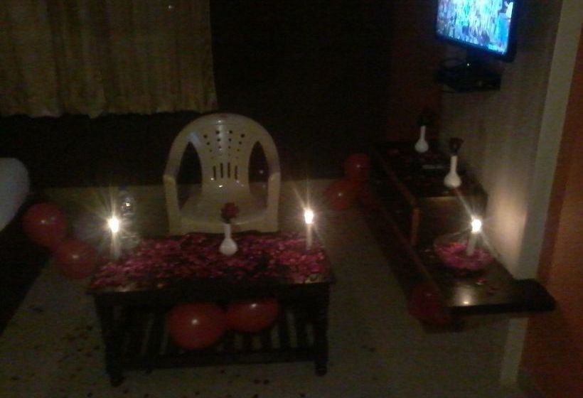 K V Hotel & Restaurant 3