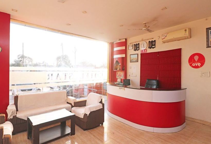 Oyo 6137 Hotel Star 2