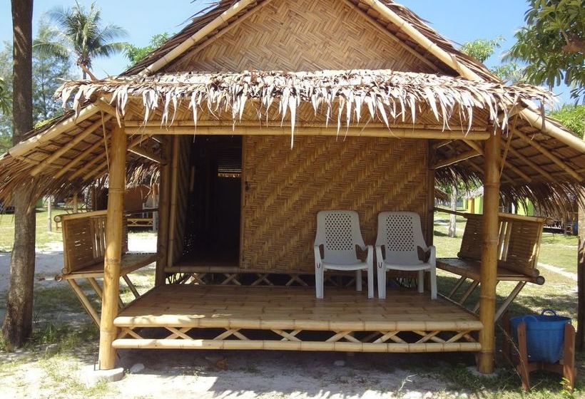 Hotel Varin Village 6