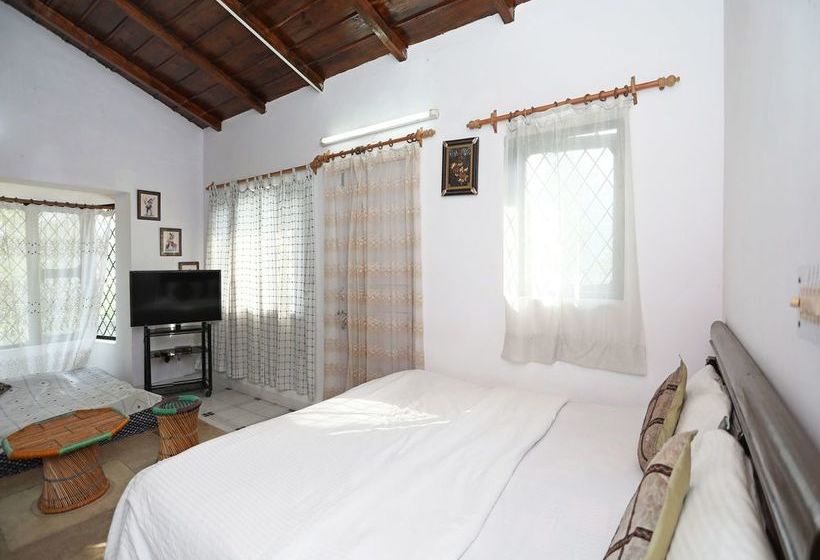 Oyo 13076 Home Boutique 3bhk Villa Bhimtal 18