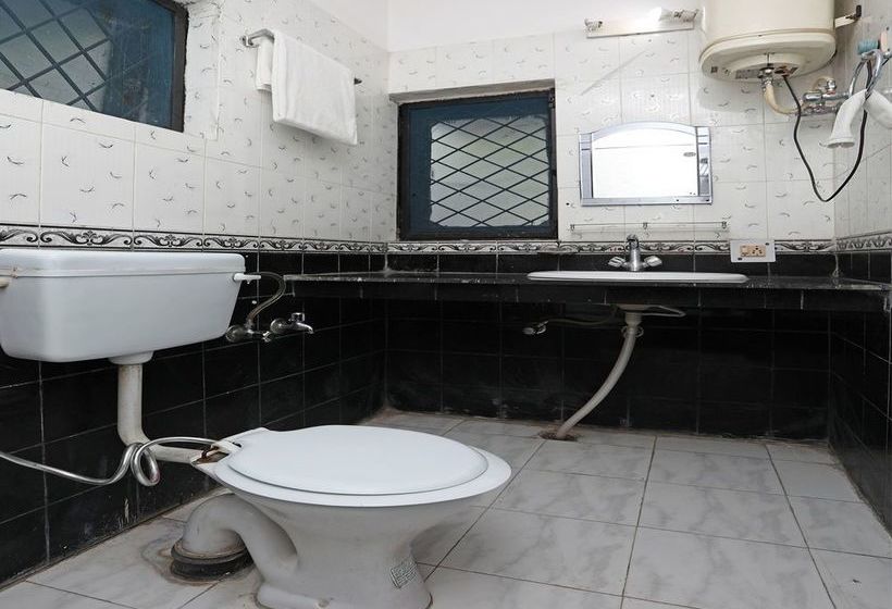 Oyo 13076 Home Boutique 3bhk Villa Bhimtal 19