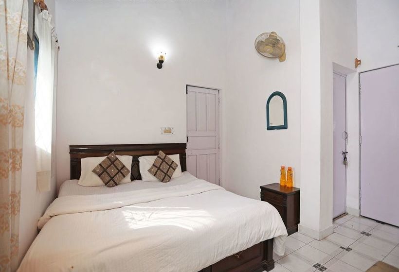 Oyo 13076 Home Boutique 3bhk Villa Bhimtal 3