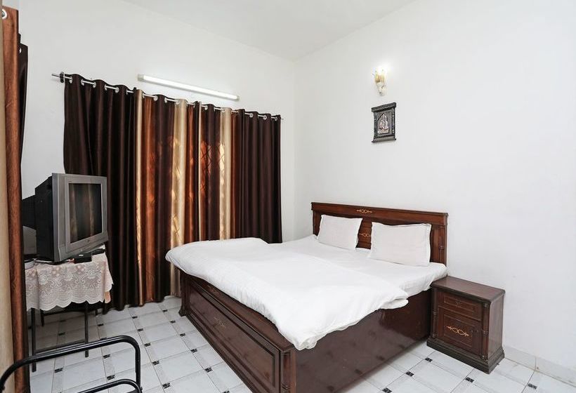 Oyo 13076 Home Boutique 3bhk Villa Bhimtal 6