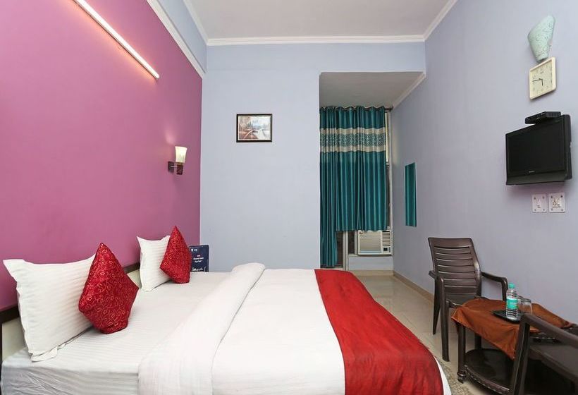 Oyo 12784 Hotel Roomers 11