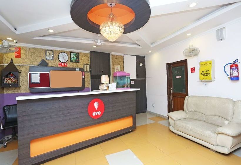 Oyo 12784 Hotel Roomers 4