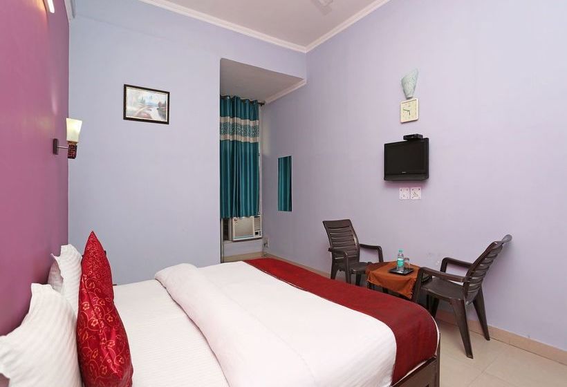 Oyo 12784 Hotel Roomers 7