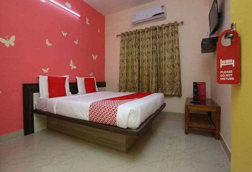 Hotel Oyo 11946 Greenland Inn 15