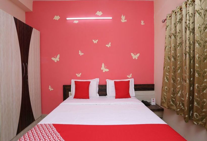 Hotel Oyo 11946 Greenland Inn 4