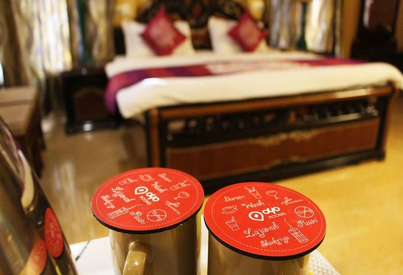 Pension Oyo 4079 Nandini Homestay 11