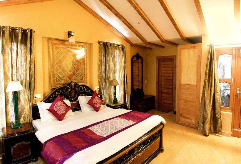 Pension Oyo 4079 Nandini Homestay 2