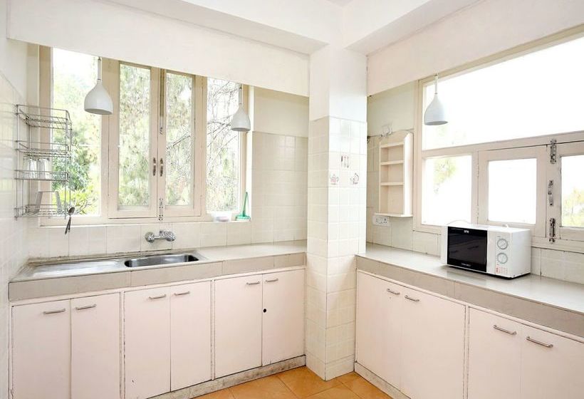 Oyo 13404 Home Studios Mahal Farms Kasauli 19