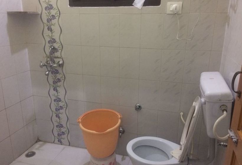 Hotel The Garhwali Inn 8