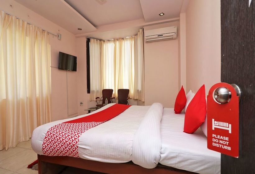 Pension Oyo 13884 Holiday Homes 11