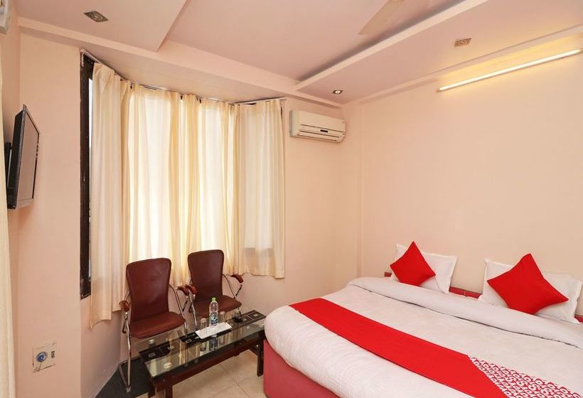 Pension Oyo 13884 Holiday Homes 12