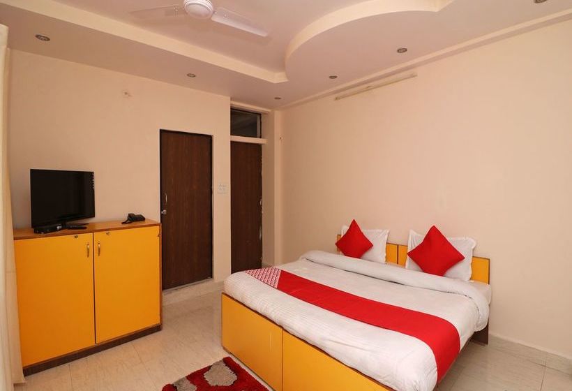 Pension Oyo 13884 Holiday Homes 15