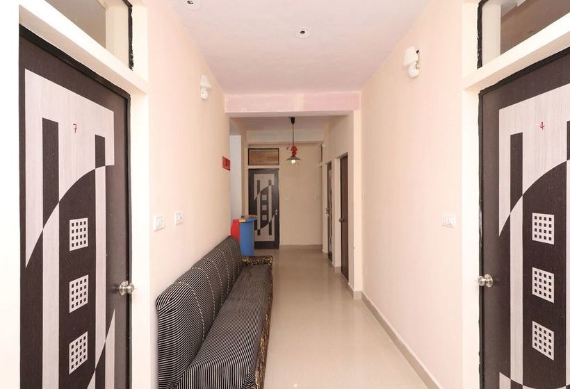 Pension Oyo 13884 Holiday Homes 4