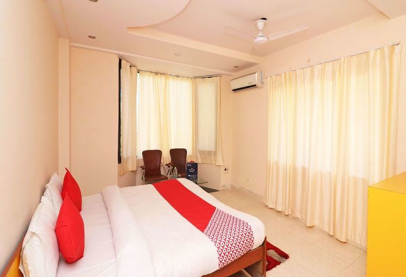 Pension Oyo 13884 Holiday Homes 8