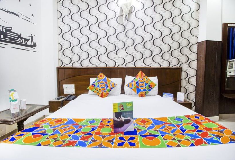 Fabhotel Anting Villa Greater Noida 4