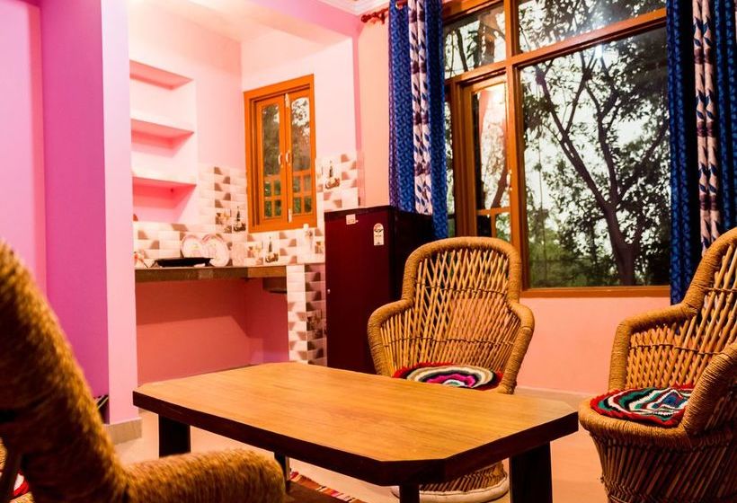 Oyo 13881 Home Majestic Hill View 1bhk Naddi 7