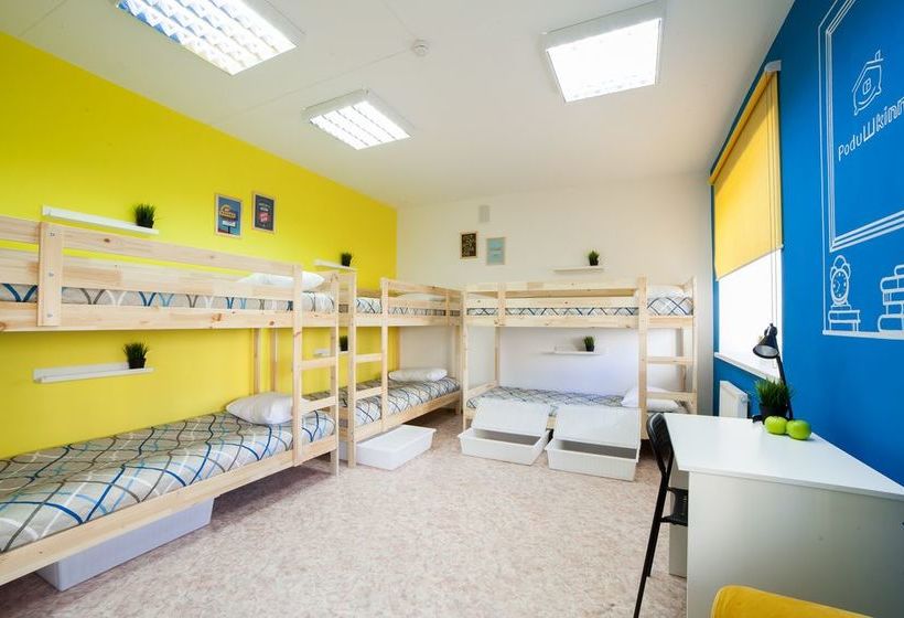 - Hostel Podushkinn 3