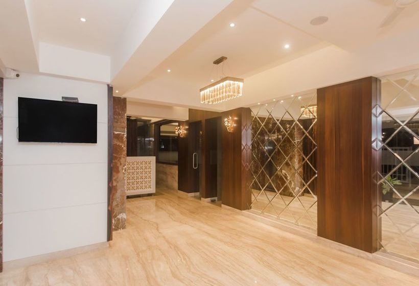 Oyo 16718 Hotel Aditya Residency 1