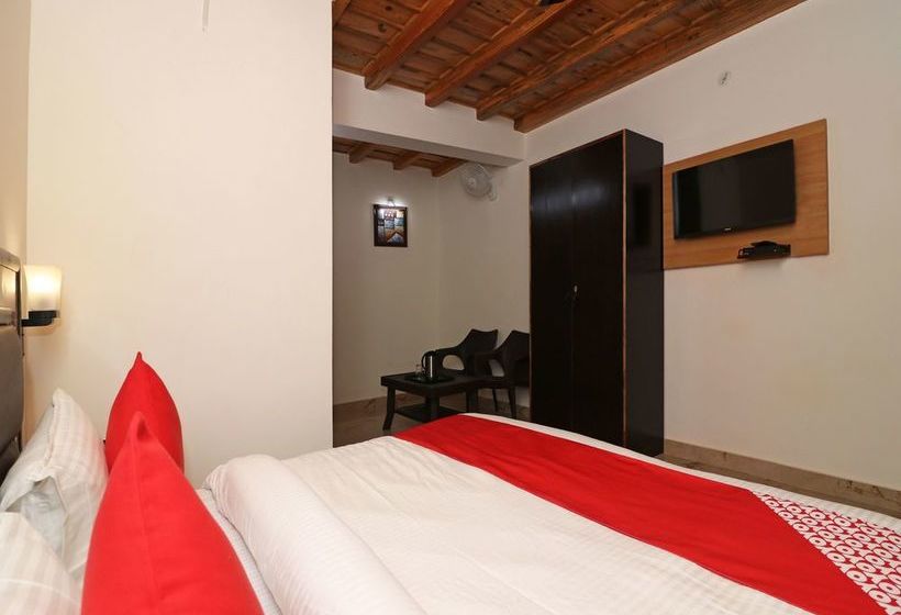 Pension Oyo 13883 Hotel Panorama 11