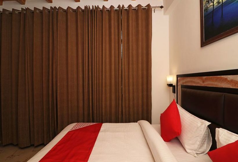 Pension Oyo 13883 Hotel Panorama 9