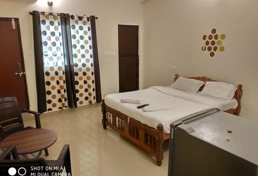 Pension Candolim Beach Place 17