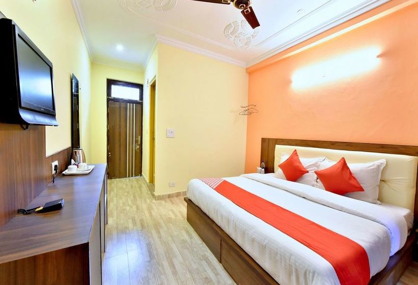 Hotel Isha Residency 12